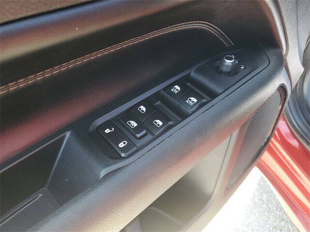 2023 Jeep Compass (Red) Edition