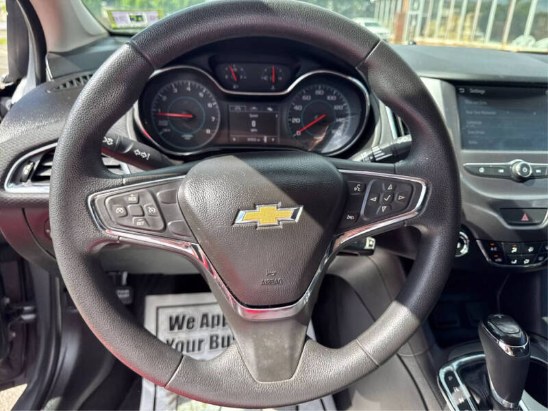 2018 Chevrolet Cruze LT Auto
