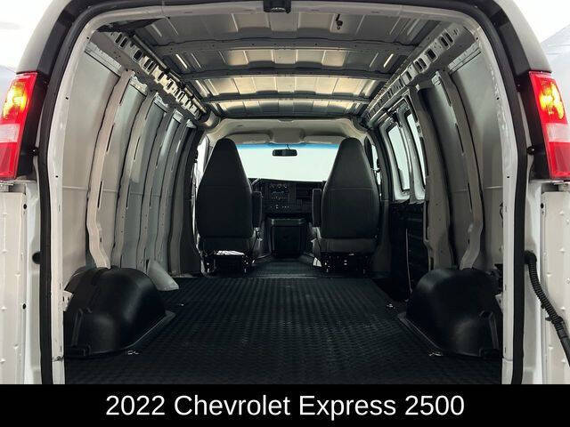 2022 Chevrolet Express 2500