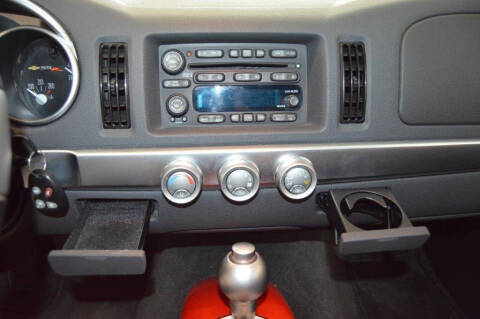 2004 Chevrolet SSR LS