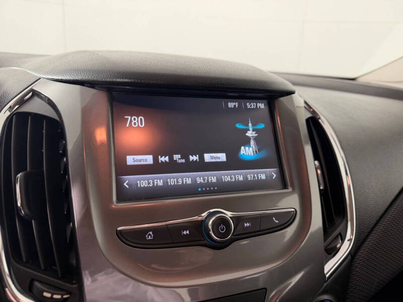 2017 Chevrolet Cruze LT Auto