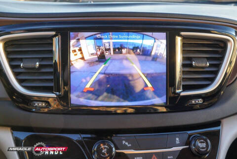 2017 Chrysler Pacifica