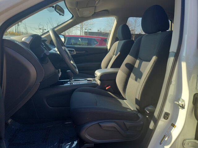 2020 Nissan Pathfinder S