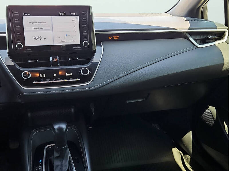 2022 Toyota Corolla Hatchback SE