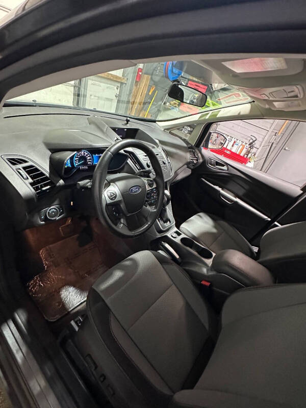 2017 Ford C-MAX Hybrid SE