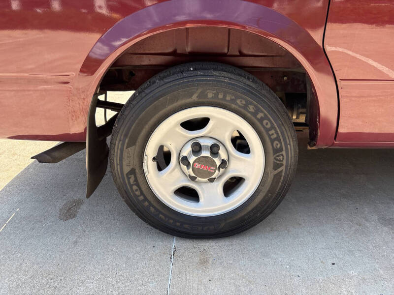 2004 GMC Safari