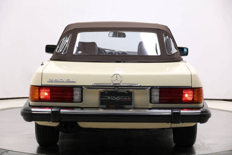 1984 Mercedes-Benz 380-Class 380 SL