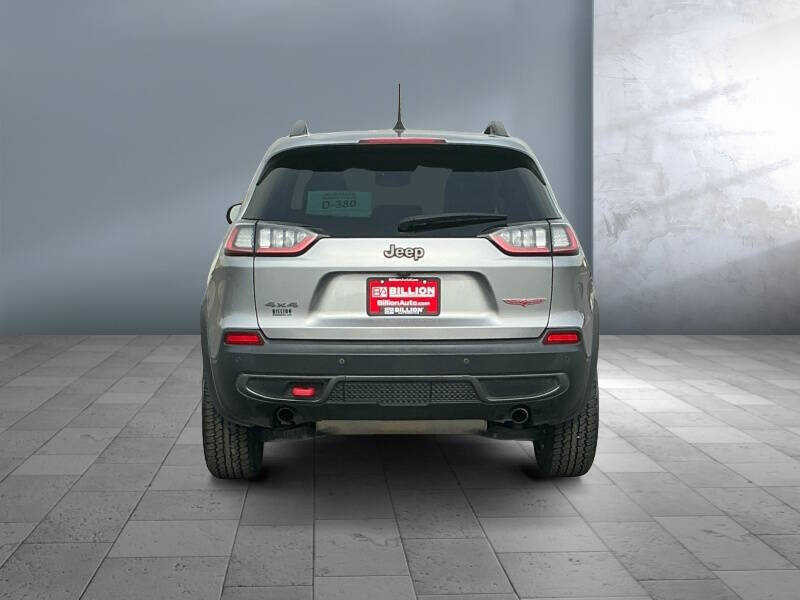 2020 Jeep Cherokee Trailhawk