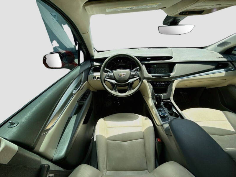 2020 Cadillac XT5 Premium Luxury