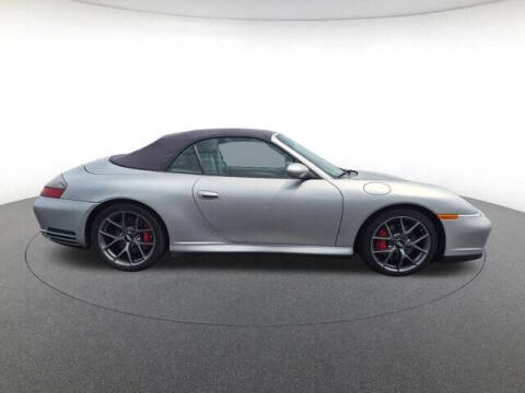 2004 Porsche 911 Carrera