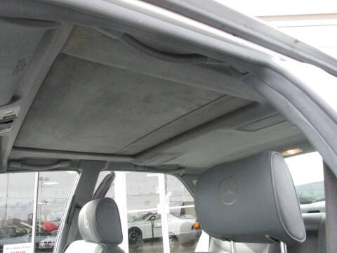 1992 Mercedes-Benz 400-Class 400 SE