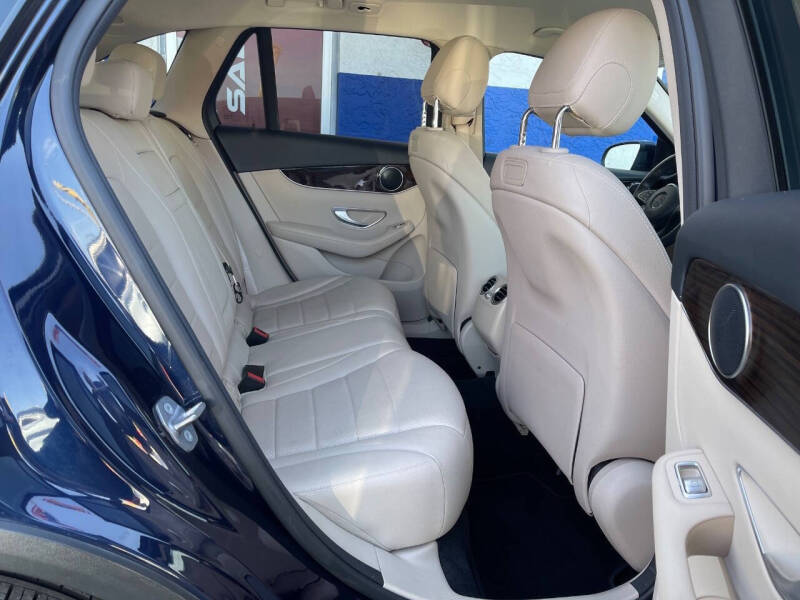 2019 Mercedes-Benz GLC GLC 300