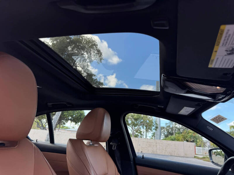 2021 BMW 3 Series 330i