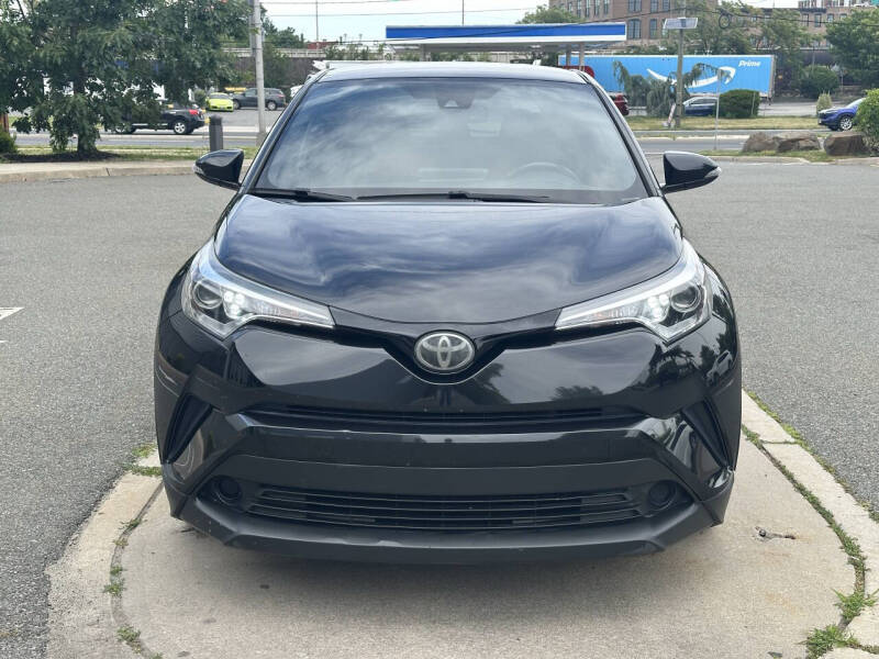 2018 Toyota C-HR XLE Premium
