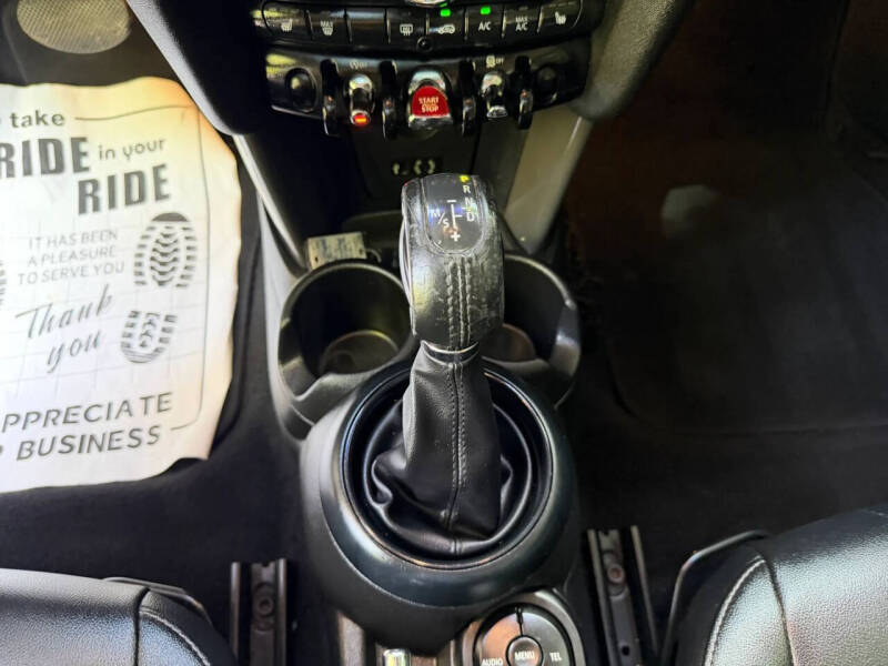 2017 MINI Hardtop 2 Door Cooper