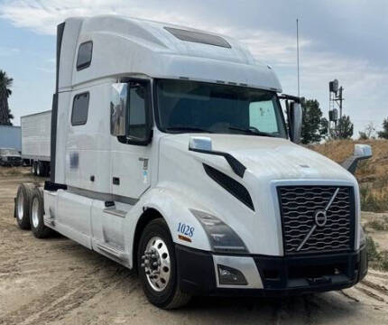 2023 Volvo VNL64T860