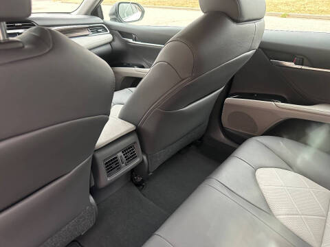 2018 Toyota Camry XLE