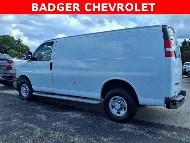 2023 Chevrolet Express 2500