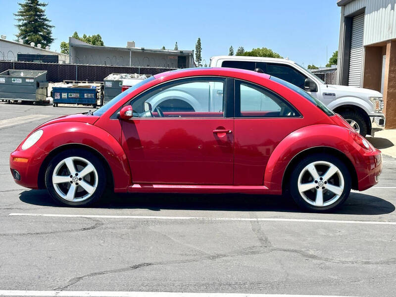 2006 Volkswagen New Beetle 2.5