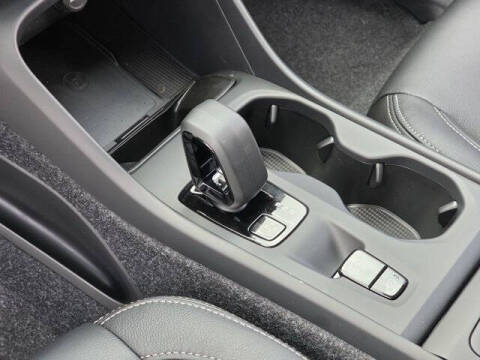 2026 Volvo XC40 B4 Core