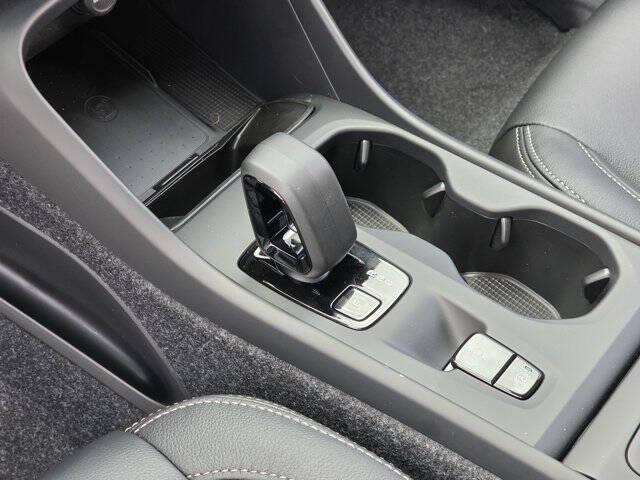 2026 Volvo XC40 B4 Core