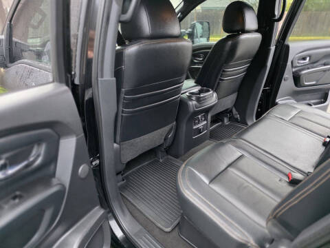 2018 Nissan Titan XD SL