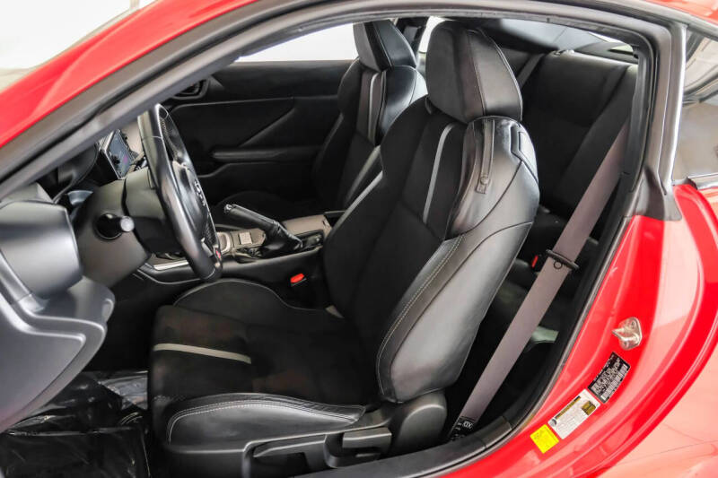 2024 Toyota GR86 Premium