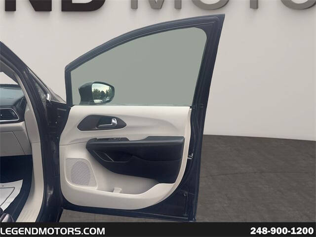 2019 Chrysler Pacifica Touring Plus