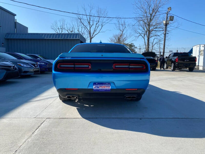 2015 Dodge Challenger SXT Plus