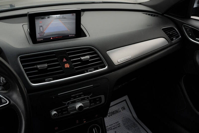 2018 Audi Q3 2.0T quattro Premium Plus