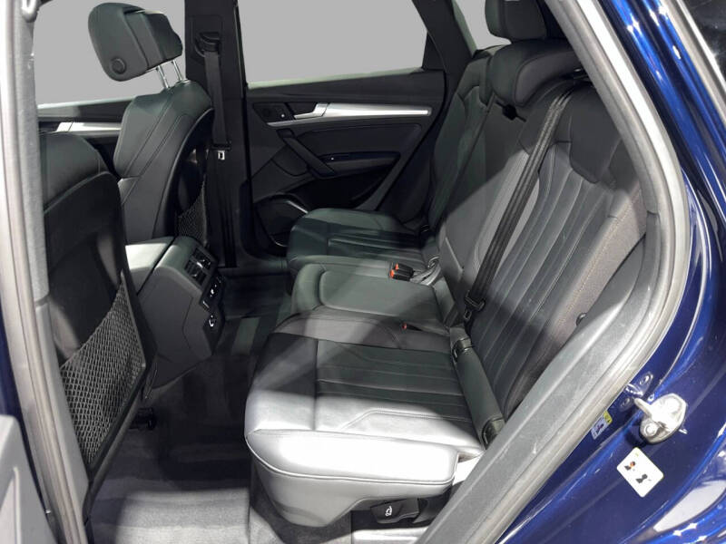 2020 Audi Q5 quattro Titanium Premium 45 TFSI