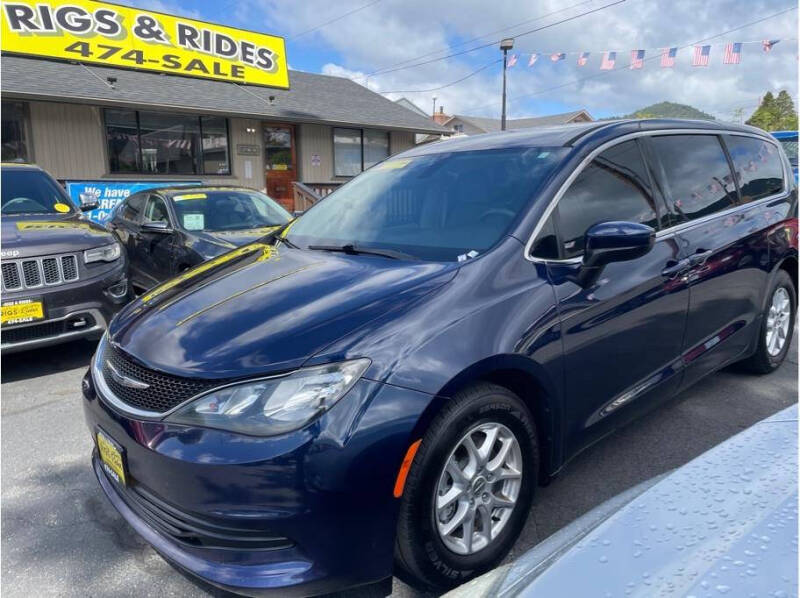 2017 Chrysler Pacifica LX