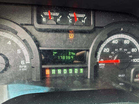 2014 Ford E-Series E-350 SD