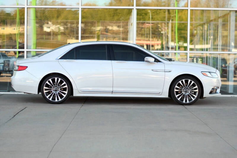 2017 Lincoln Continental Reserve