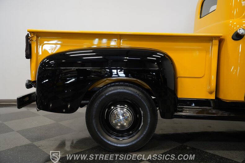 1948 Ford F-100