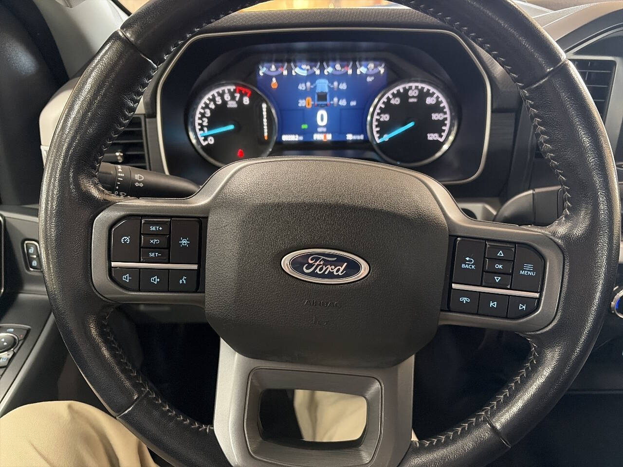 2022 Ford F-150 XLT - Photo 10