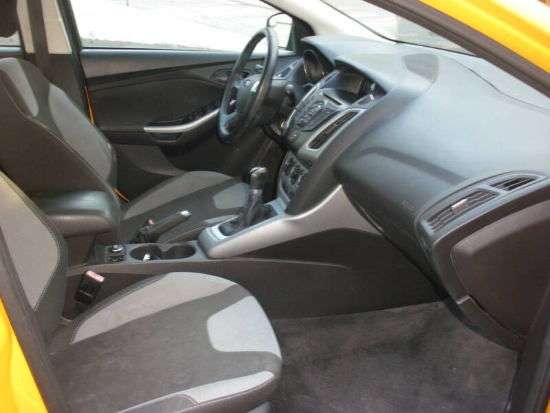 2012 Ford Focus SE