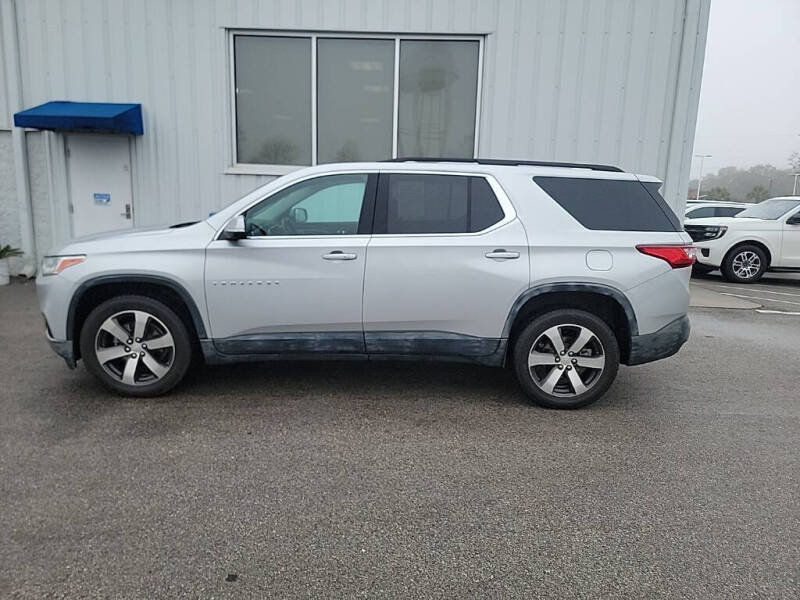 2021 Chevrolet Traverse LT Leather