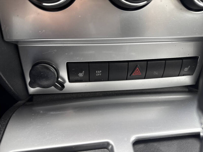 2010 Dodge Nitro Shock