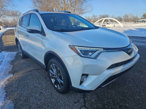 2018 Toyota RAV4 for sale at Auto House Superstore in Terre Haute IN