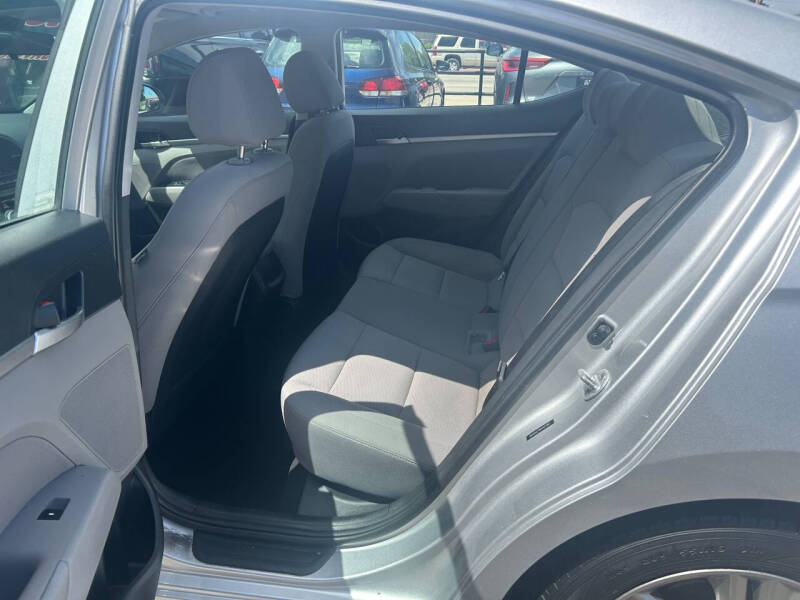 2019 Hyundai Elantra