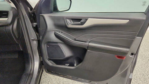 2022 Ford Escape S