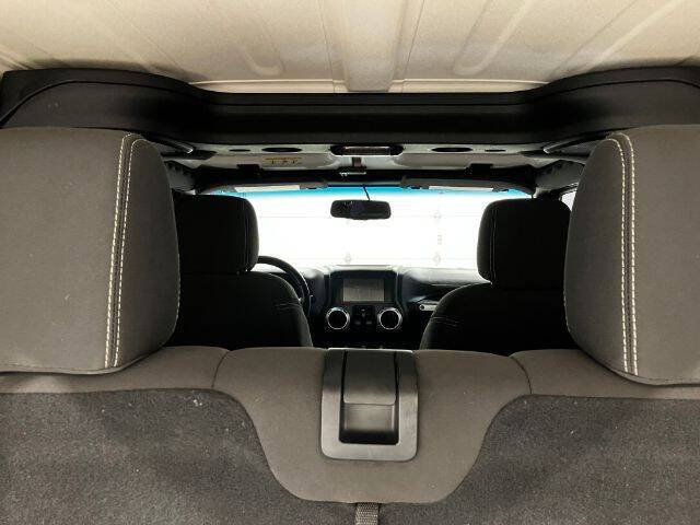 2017 Jeep Wrangler Sahara