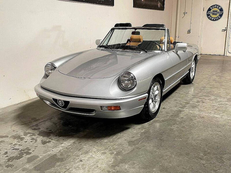 1991 Alfa Romeo Spider Veloce
