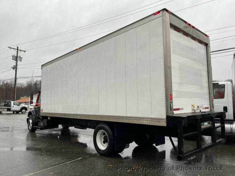 2015 Freightliner M2 106
