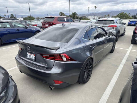 2016 Lexus IS 200t
