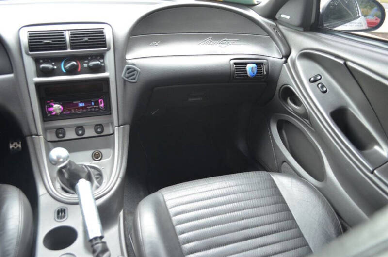 2003 Ford Mustang Mach 1 Premium