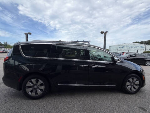 2019 Chrysler Pacifica Hybrid Limited