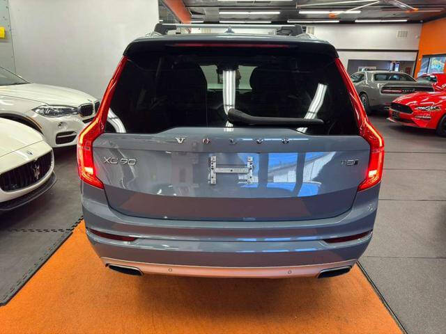 2020 Volvo XC90 T5 Momentum
