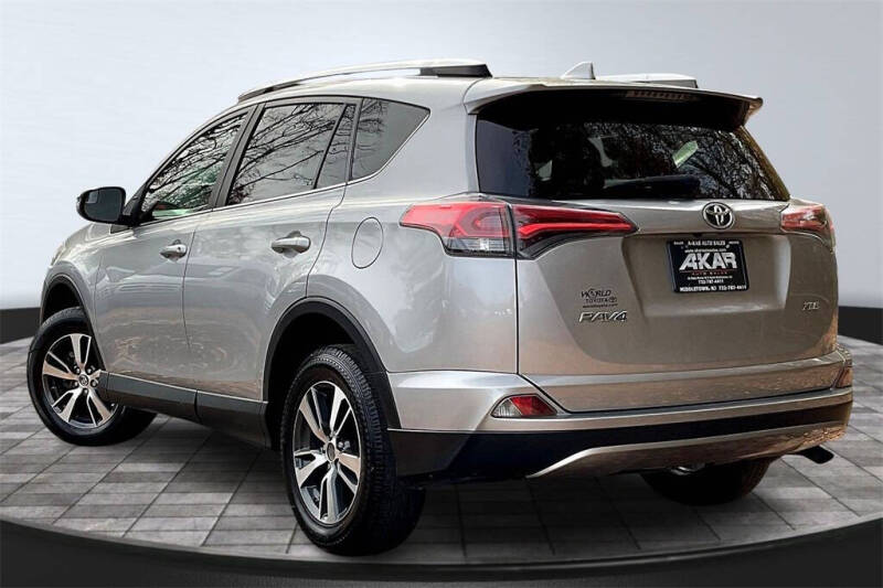 2016 Toyota RAV4 XLE